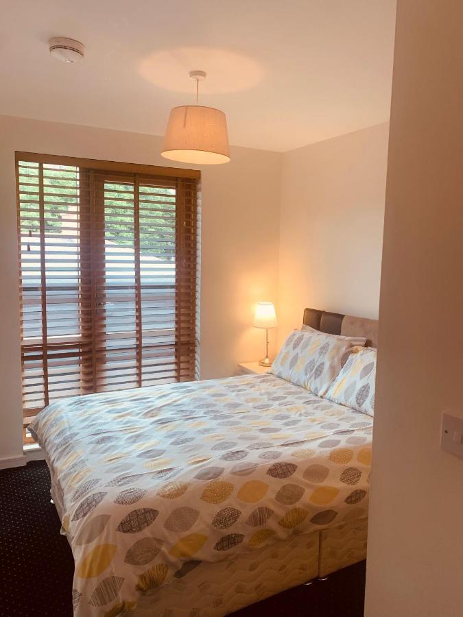 Apartamento Courthouse View Penthouse 2 Clifden Exterior foto
